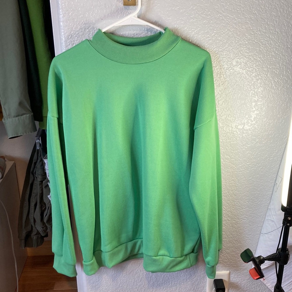 Green mock turtle neck